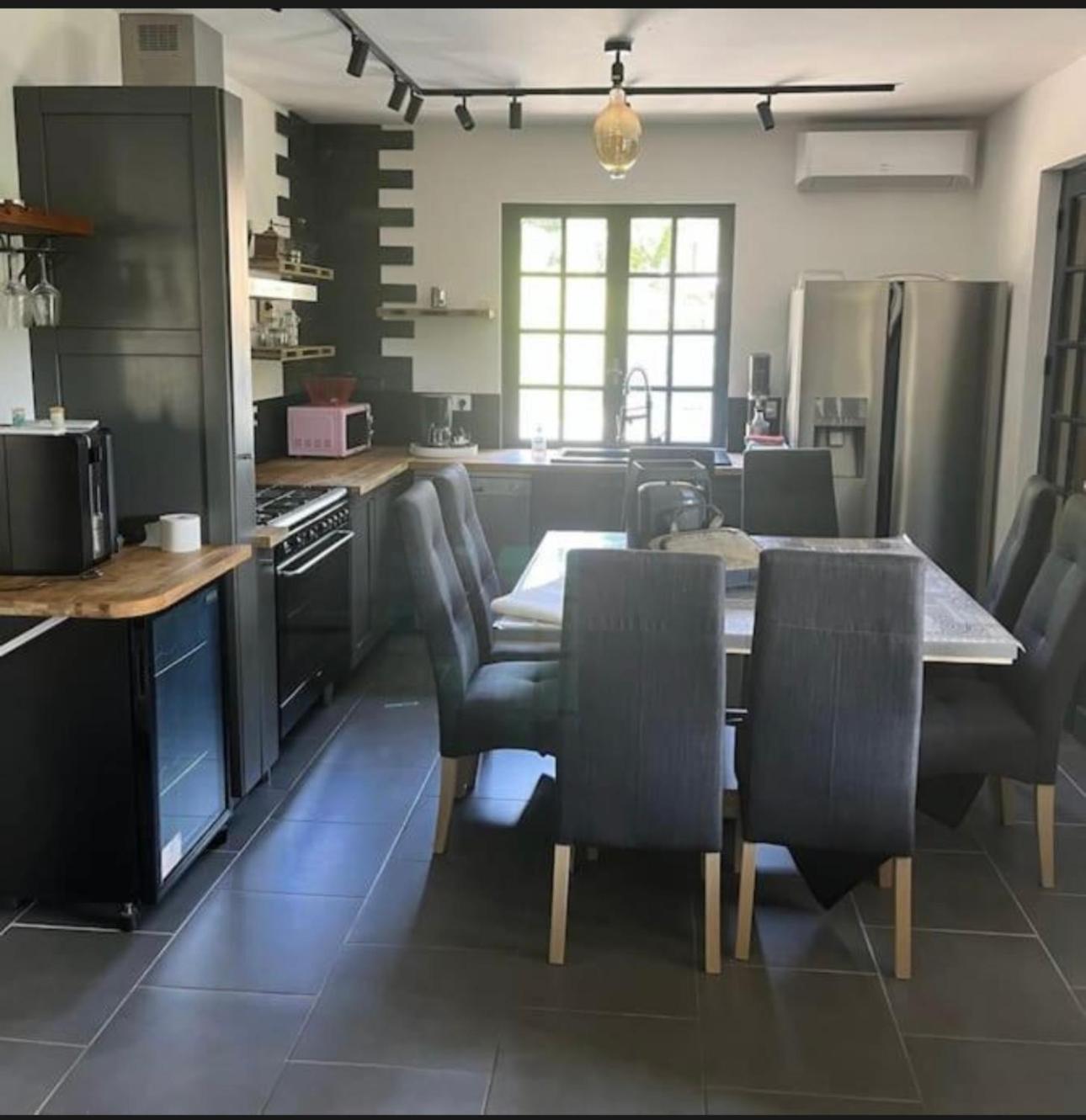Maison A 24220 Hébergement de vacances *